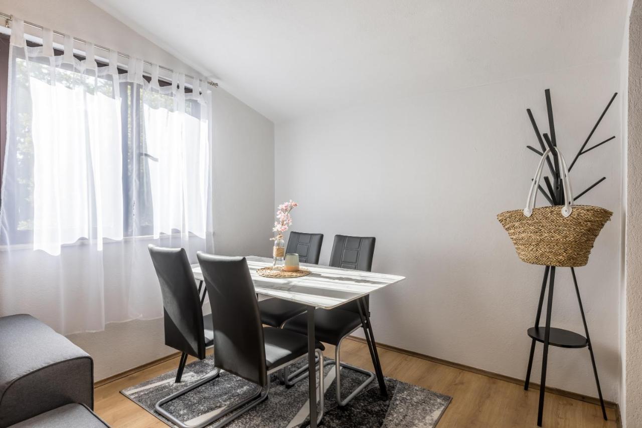 Apartment Lamaro